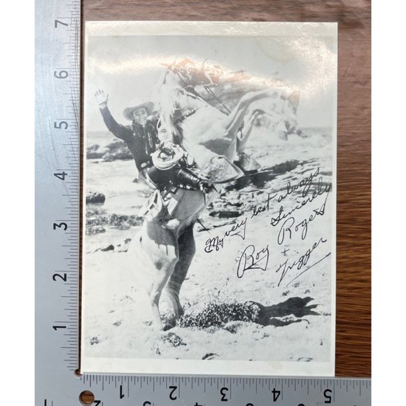 Roy Rogers Riding Trigger Photo Print Western Movies Facsimile Autograph - Picture 2 of 7